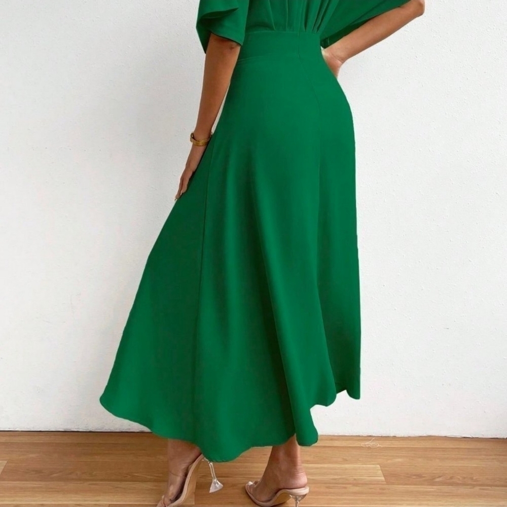 Dark Green Elegant Women's Solid Batwing SleeveA-line Dress - Picture 4 of 5